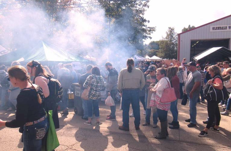 Glendale Crossing Festival draws thousands to small town Local News