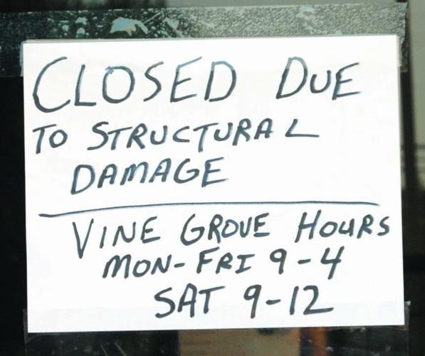 Crash temporarily closes Radcliff post office News