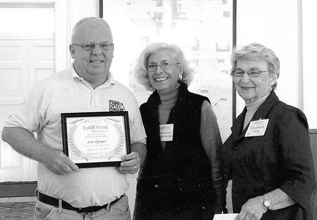 Garden Club makes Effinger honorary member | News | thenewsenterprise.com