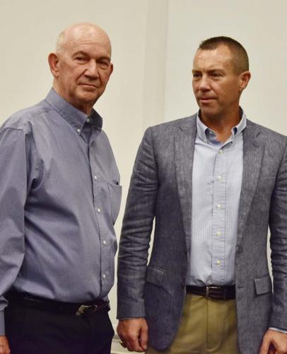 Hometown basketball star joins others in Hall of Fame