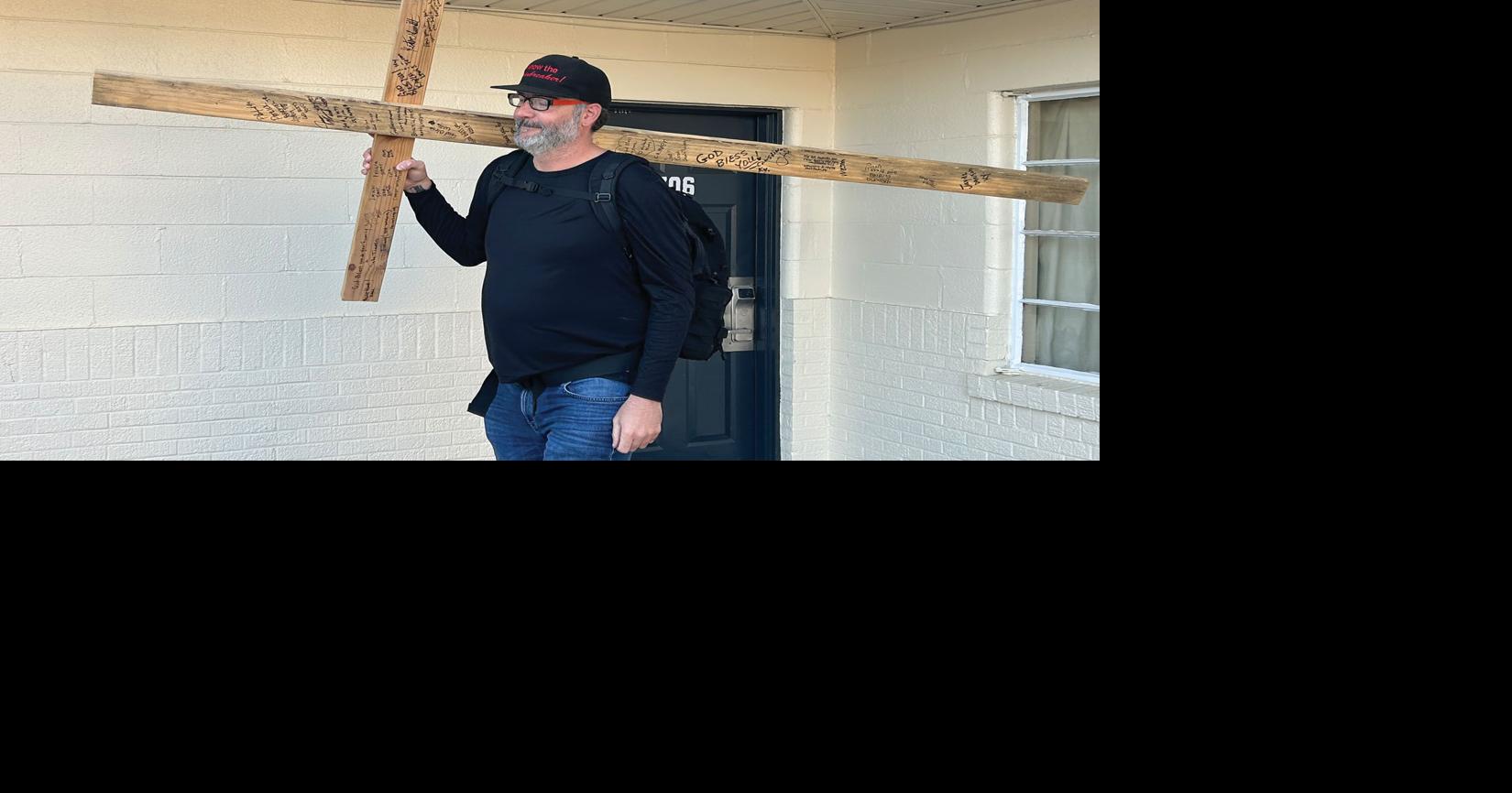 On years-long religious expedition, cross bearer makes stop in E'town ...