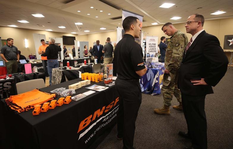 Fort Knox job seekers meet recruiters at inaugural career fair