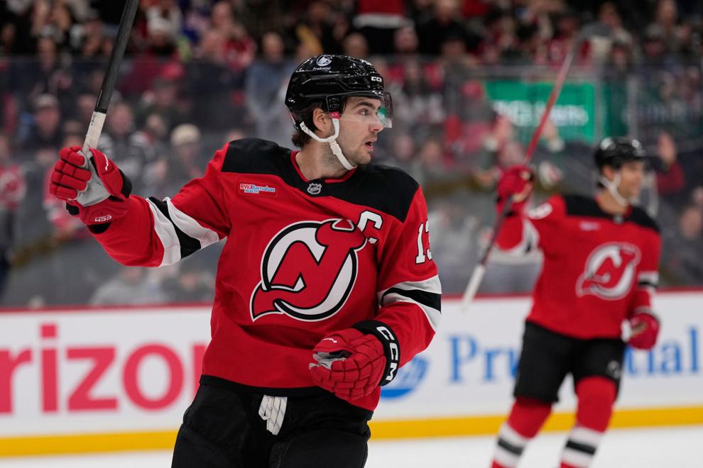 Chisholm’s power-play winner lifts Devils past Avalanche 4-3