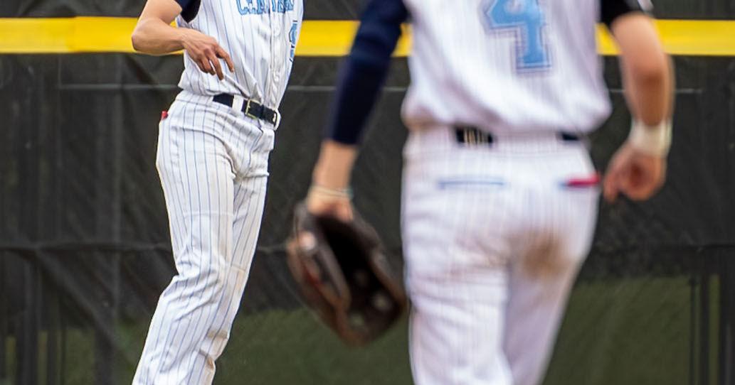 Bruins shut down Panthers, win district title | High School Sports ...