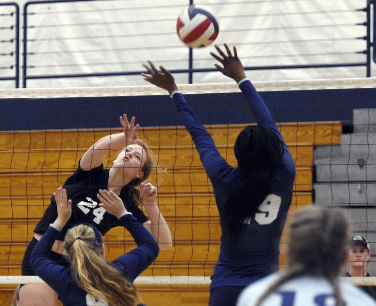 PREP VOLLEYBALL Queens of the Court (09/10) High School Sports