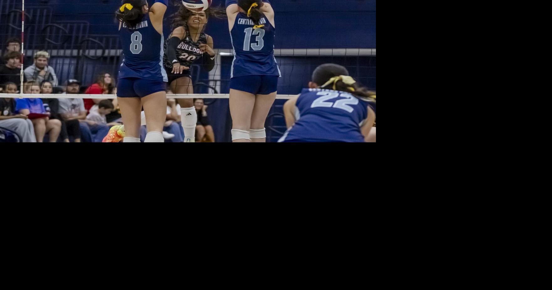 Central volleyball turns the tables in rematch with Bulldogs
