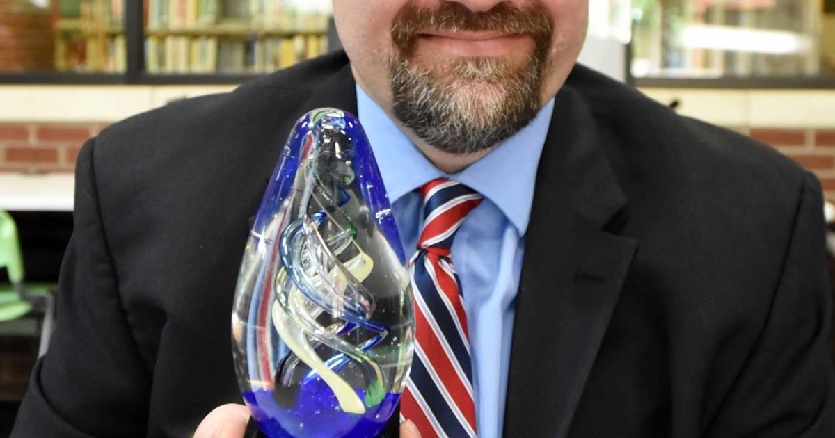 Michigan Librarian Randy Riley Award-winning librarian seeks ‘intellectual heart’ | Monday's Man ...