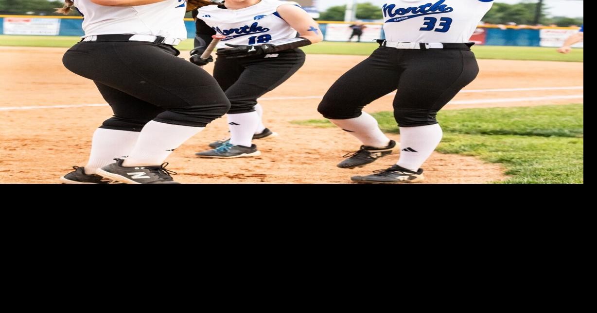 North earns first region title since ’09, 12-2, over LaRue