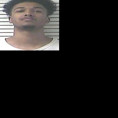 Man accused of firing gun outside smoke shop charged with attempted ...
