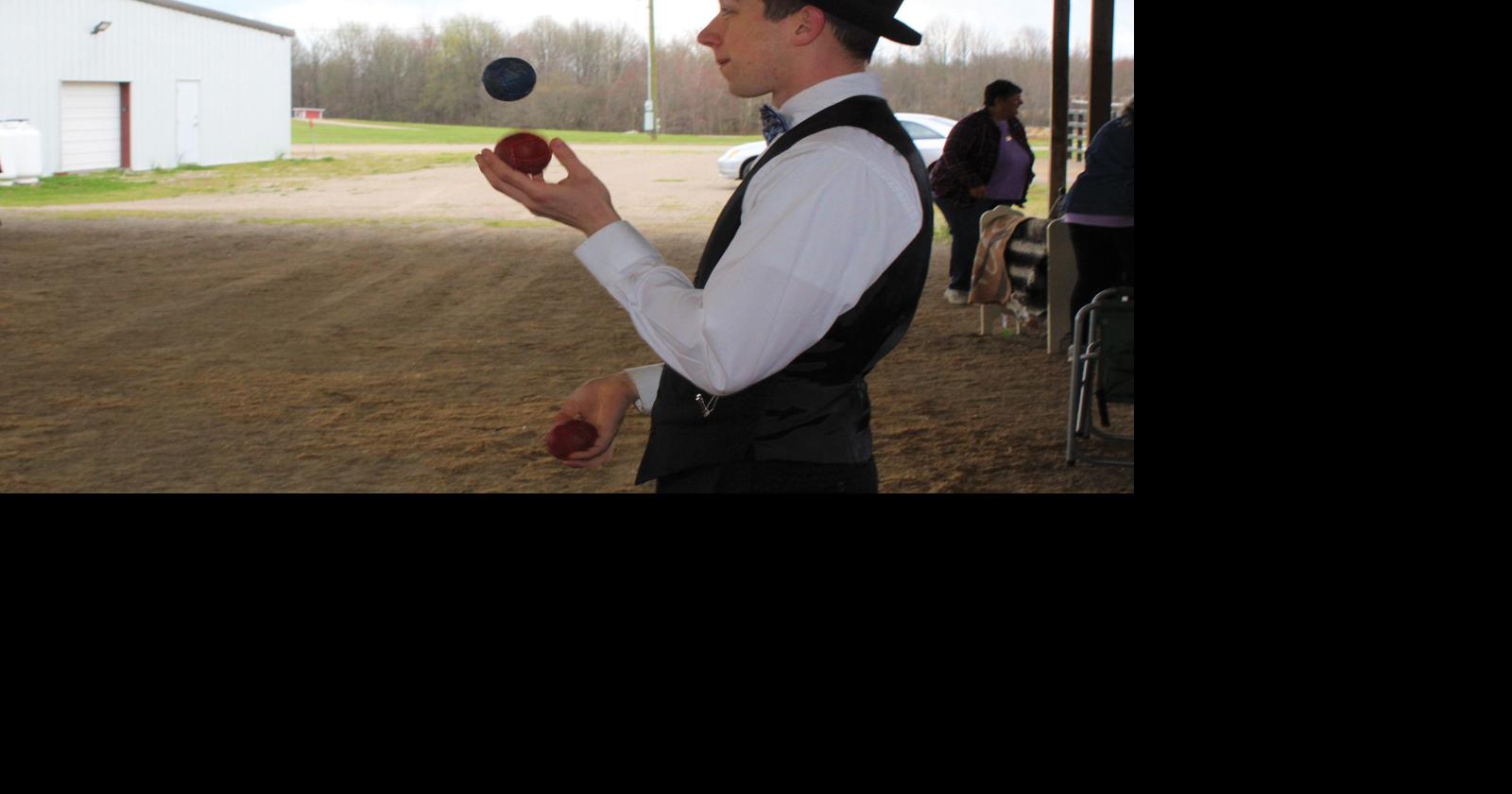 Saturday morning juggling | Local News | thenewsenterprise.com