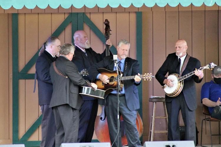 Bluegrass takes center stage in Vine Grove Local News