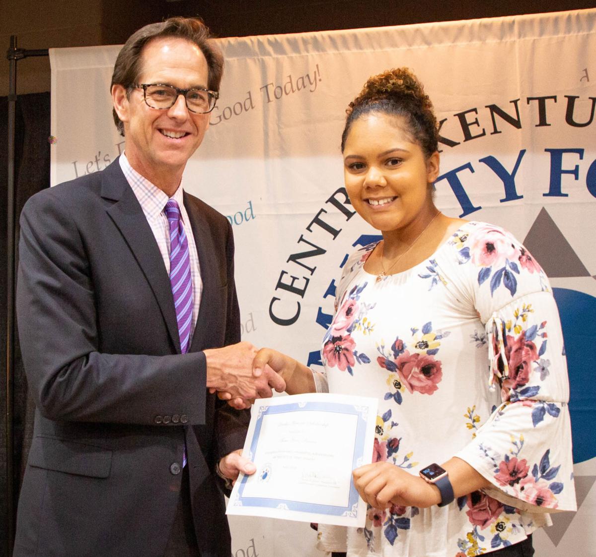 Twenty Five Area Students Receive Llewellyn Memorial Scholarships Neighbors Thenewsenterprise Com