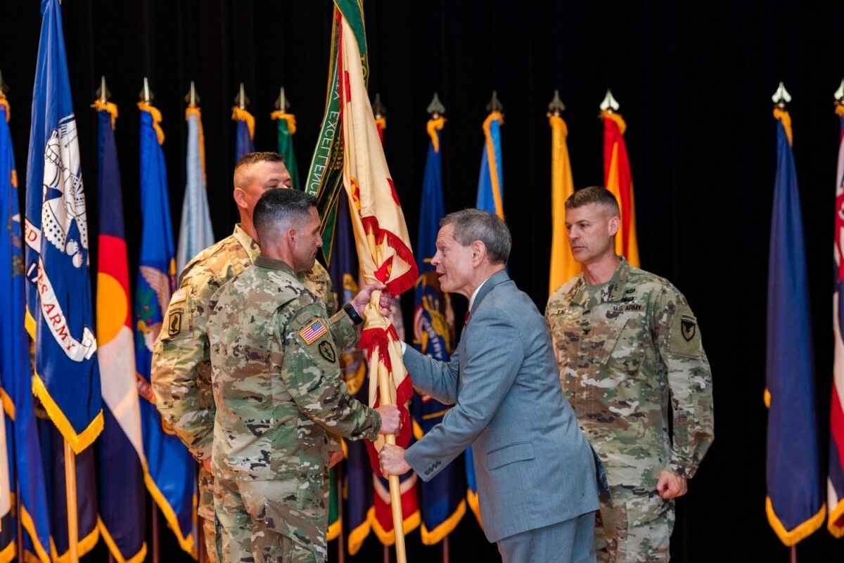 Col. O'Bryan takes over at garrison | Local News | thenewsenterprise.com - Vimarsana News