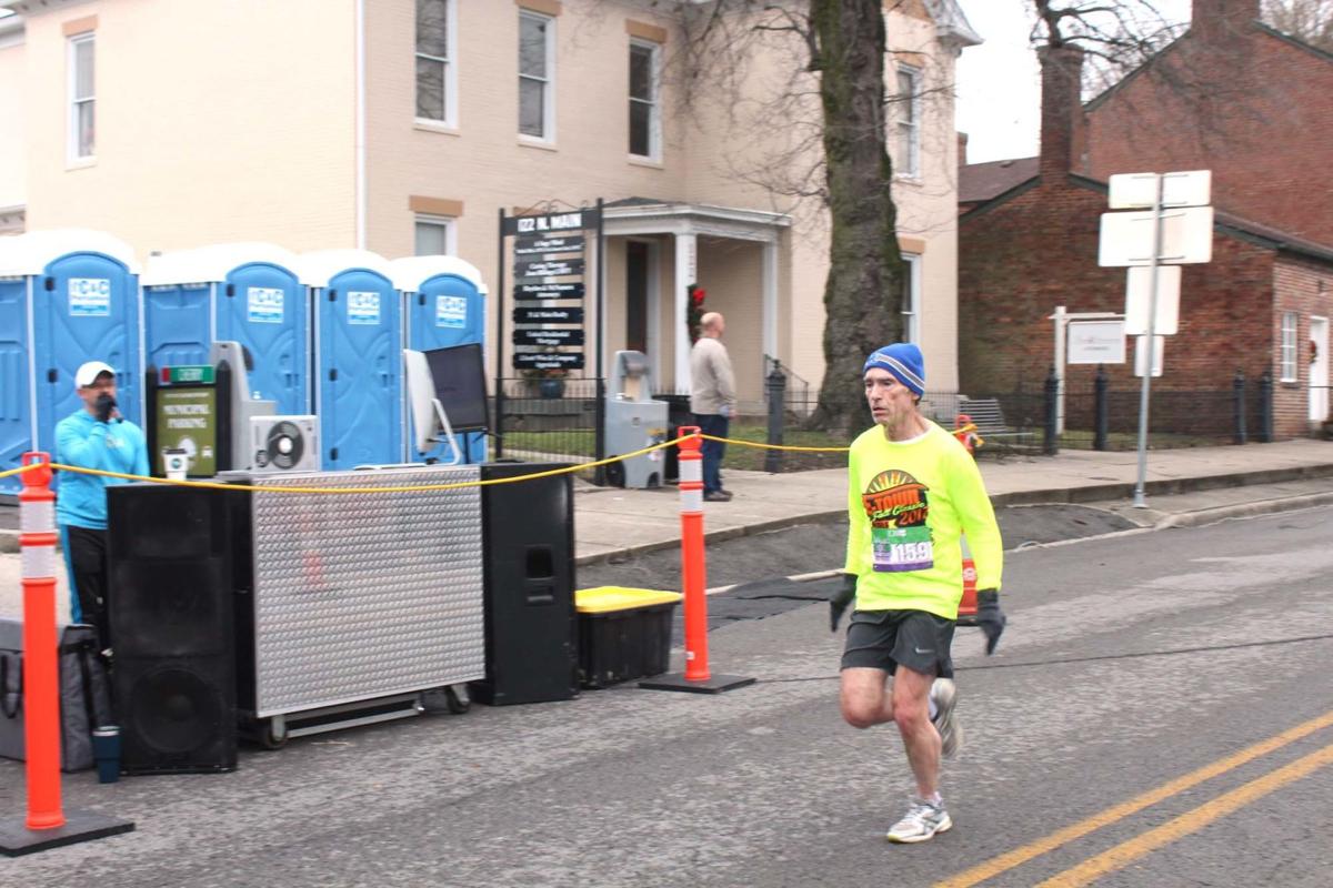 Annual New Year S Day 5k Helps Start Resolutions On The Right Foot Local News Thenewsenterprise Com