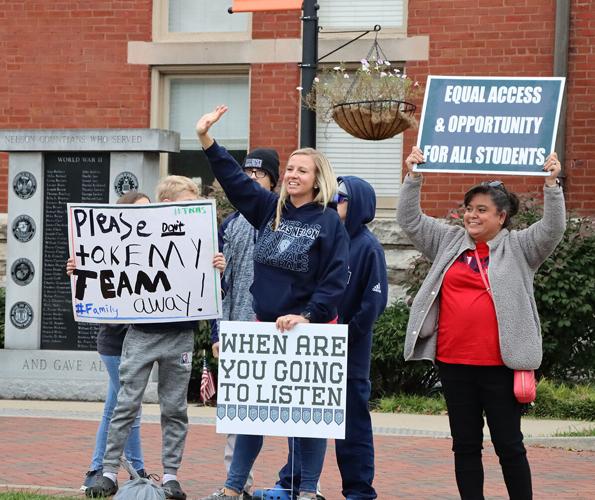Nelson County school employees, students protest recent board decision |  Education | thenewsenterprise.com