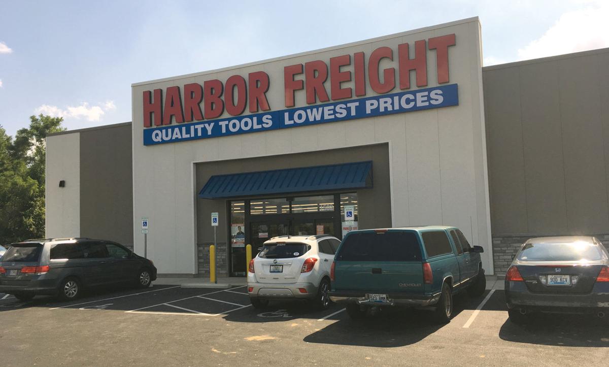 Harbor Freight opens in E’town Business
