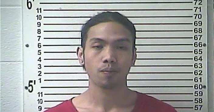 Police: Radcliff man arrested on assault charges after striking 3 year