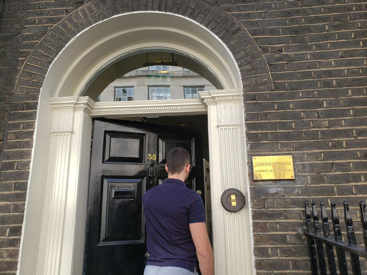 A Look At Eckerd S London Study Centre Culture