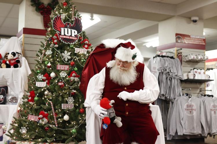 IUP spreads Christmas cheer with HUB Santa visit Culture