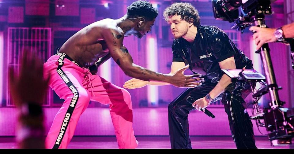 ‘I got what they waiting for’ Students rejoice for Lil Nas X’s first