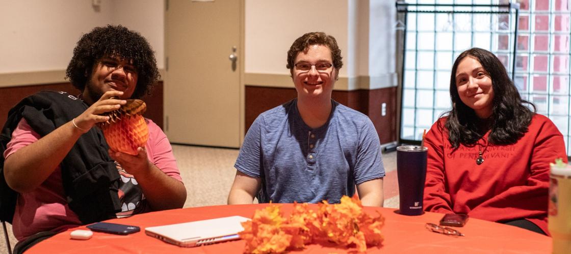Students unwind at Fall into Midterms event designed for stress relief ...