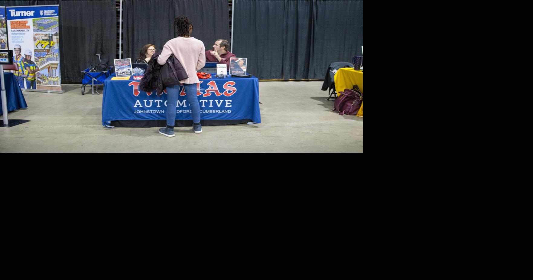 IUP students spring into the job market at CPDC career fair