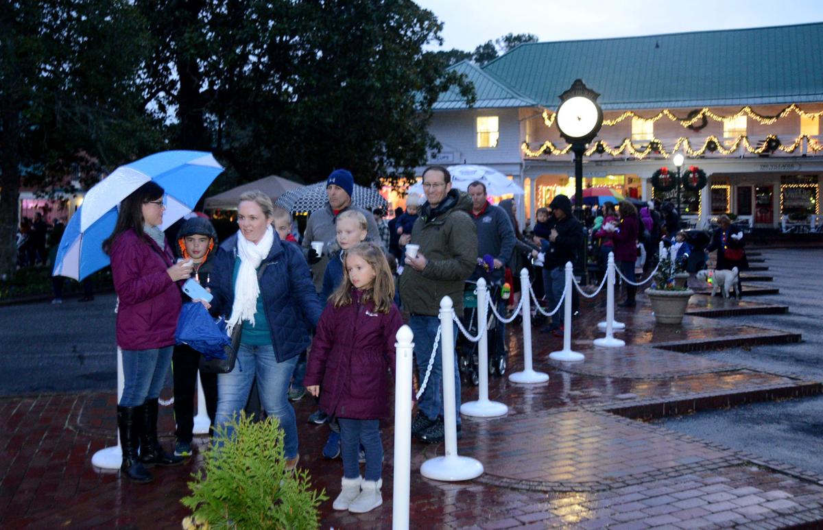 Pinehurst Christmas Tree Lighting and a Santa visit Gallery