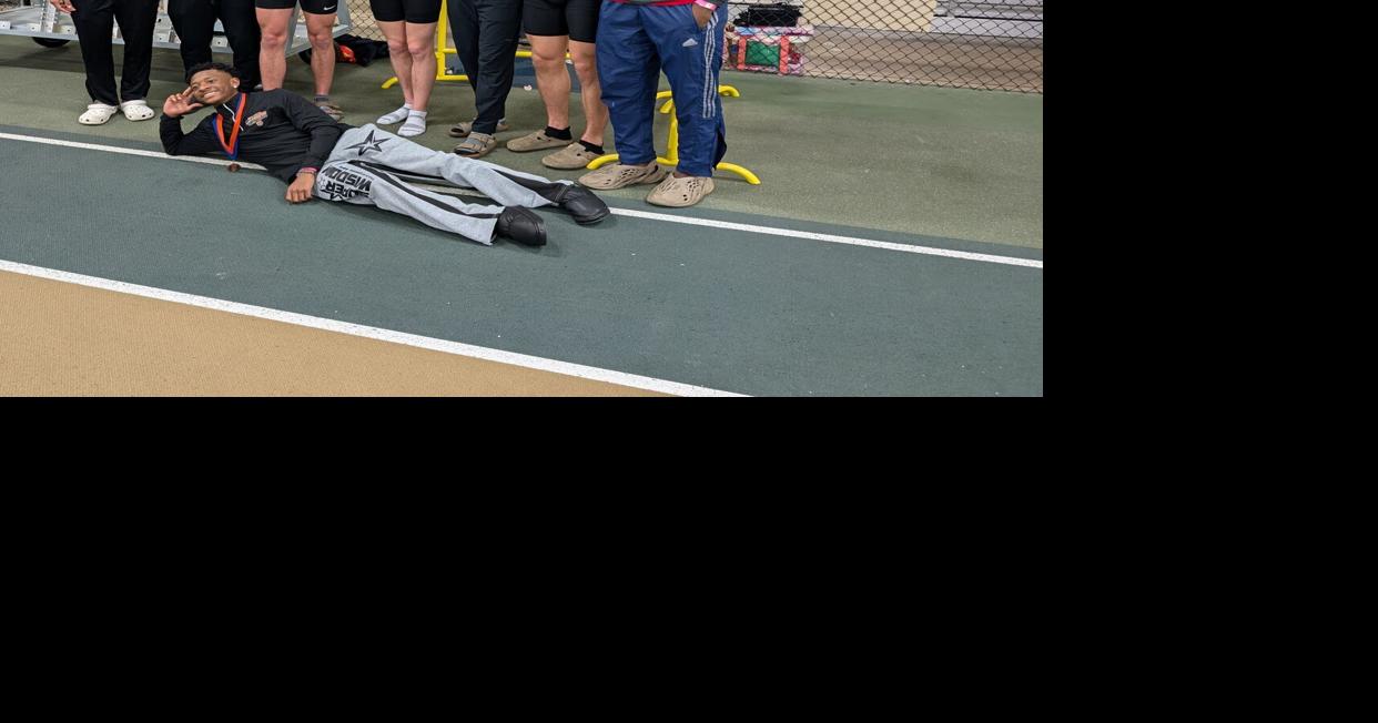 Sterling Shines at 3A Indoor Track Championships | Sports | thepilot.com