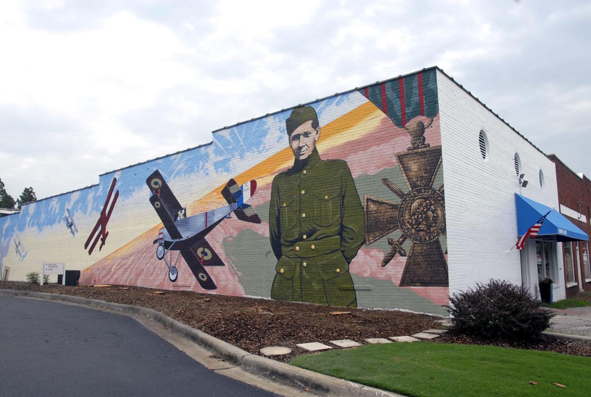 Mural Memorial Carthage Adding Second Work to Its Downtown News