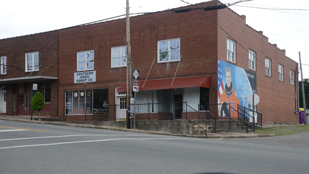 Robbins NC scenes 34.jpg