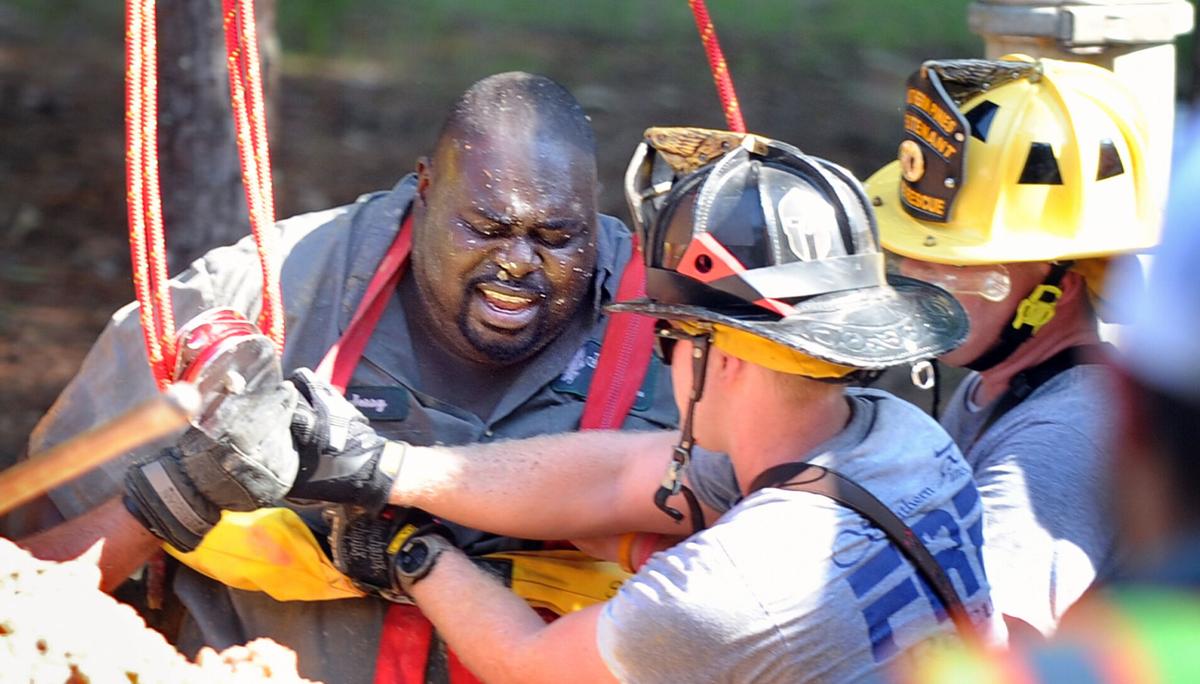 Trench rescue 01.jpg