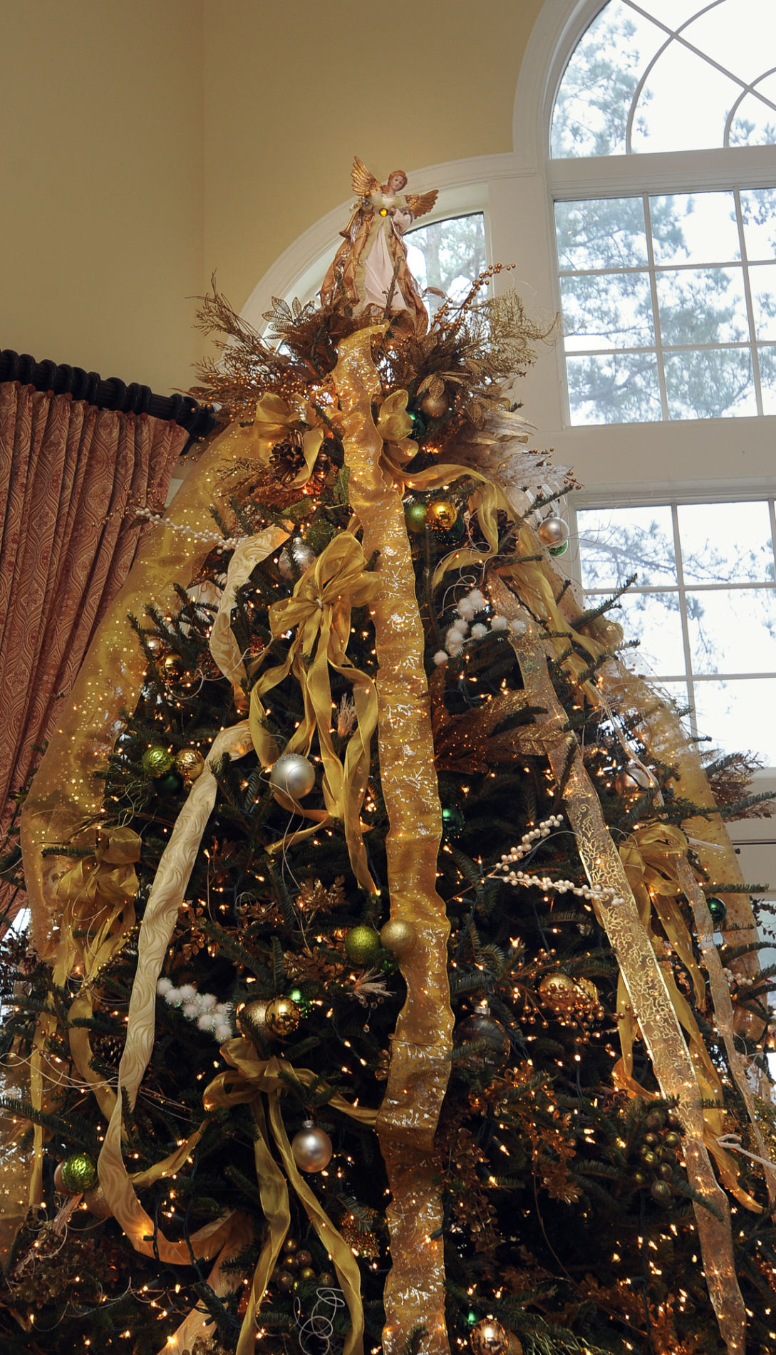 Sacred Sights Features