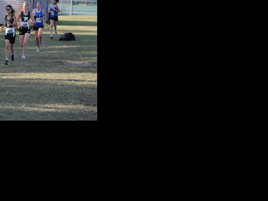 Roundup: Runners Take Their Marks at Pinecrest