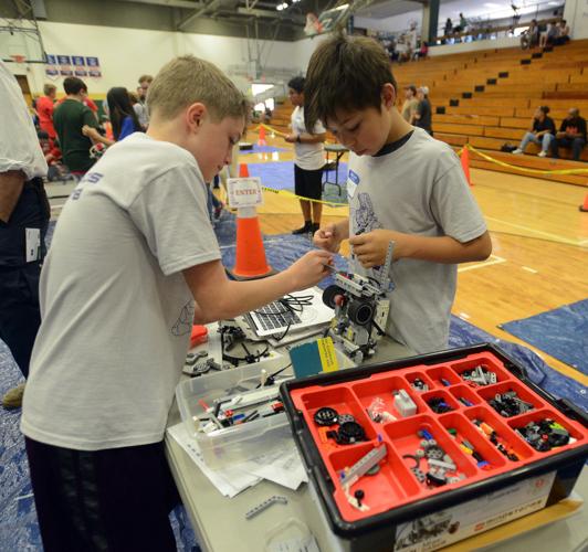 Moore County Schools Robotics Tournament | Gallery | thepilot.com