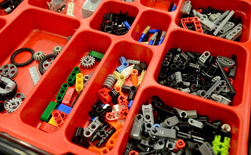 Moore County Schools Robotics Tournament | Gallery | thepilot.com