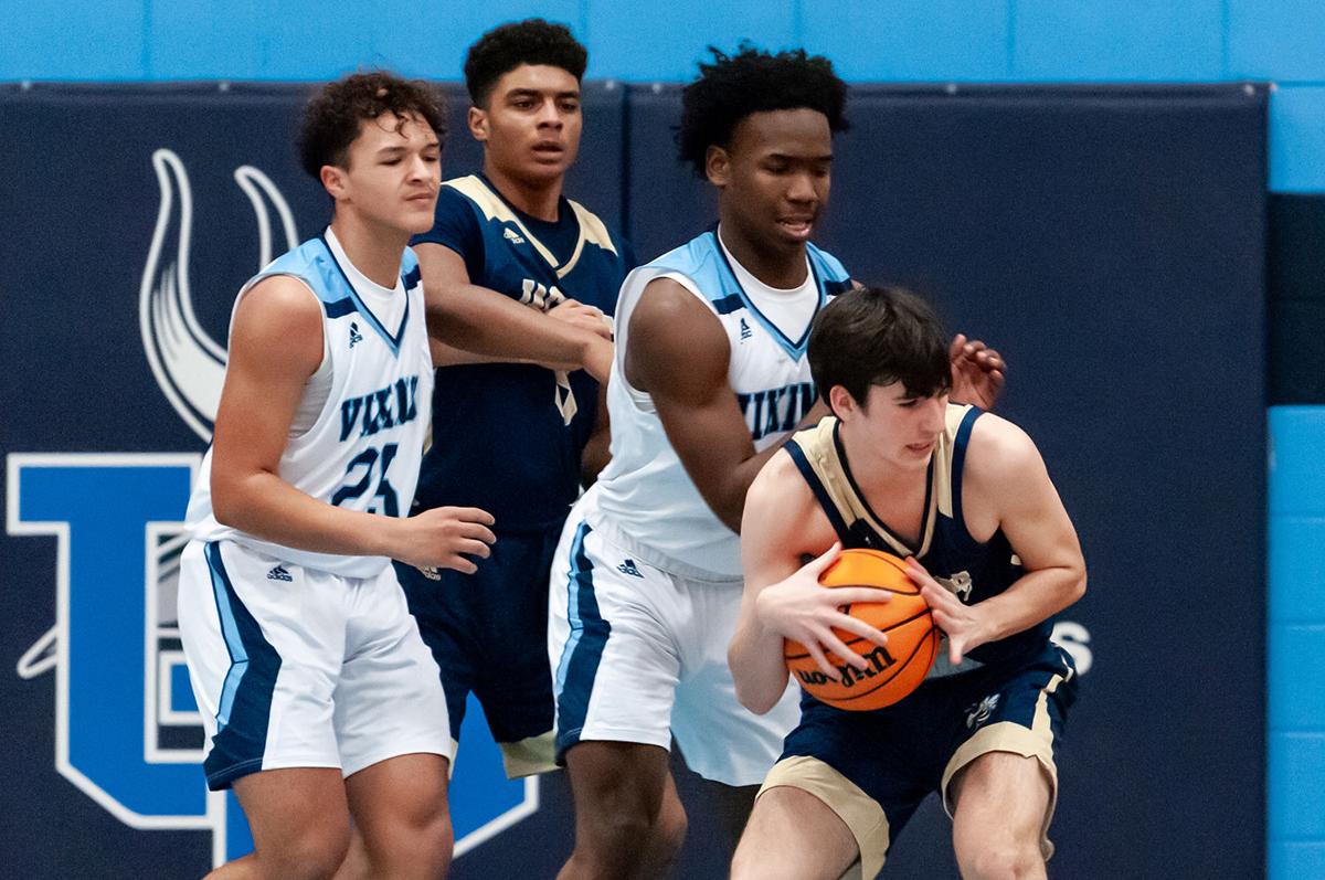 Union Pines men defeat Lee County 49-47