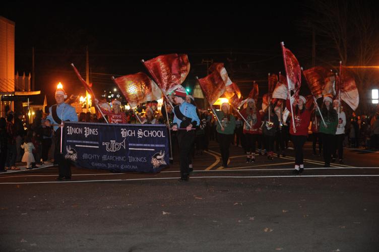 Carthage Celebrates Christmas With Annual Parade Gallery