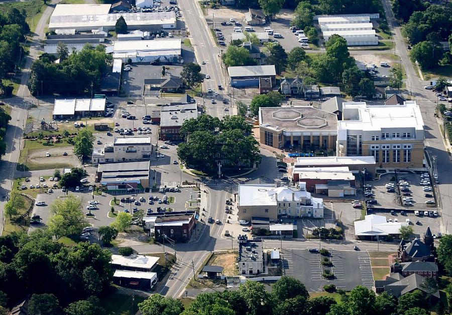 Detours Planned Around Courthouse During Carthage Revitalization