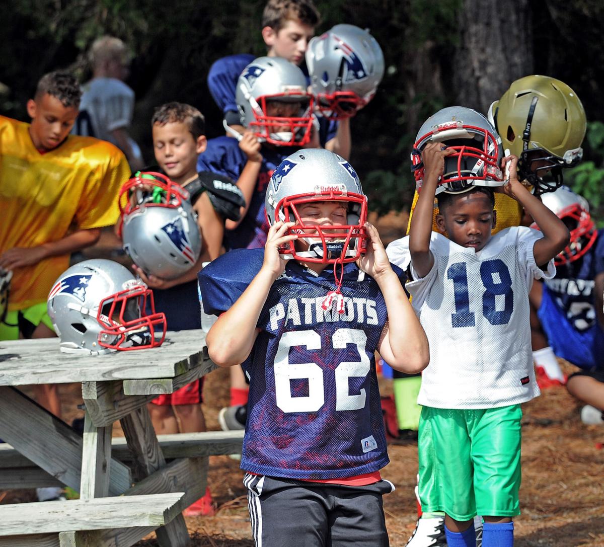 Kids, Teens Tackle Summer Football Camp at Pinecrest Multimedia