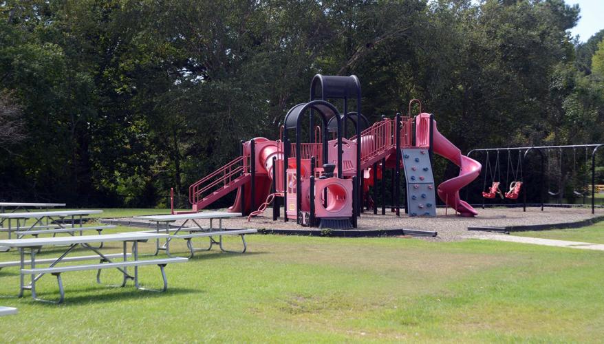 Aberdeen Looks to Replace Playground at Lake News