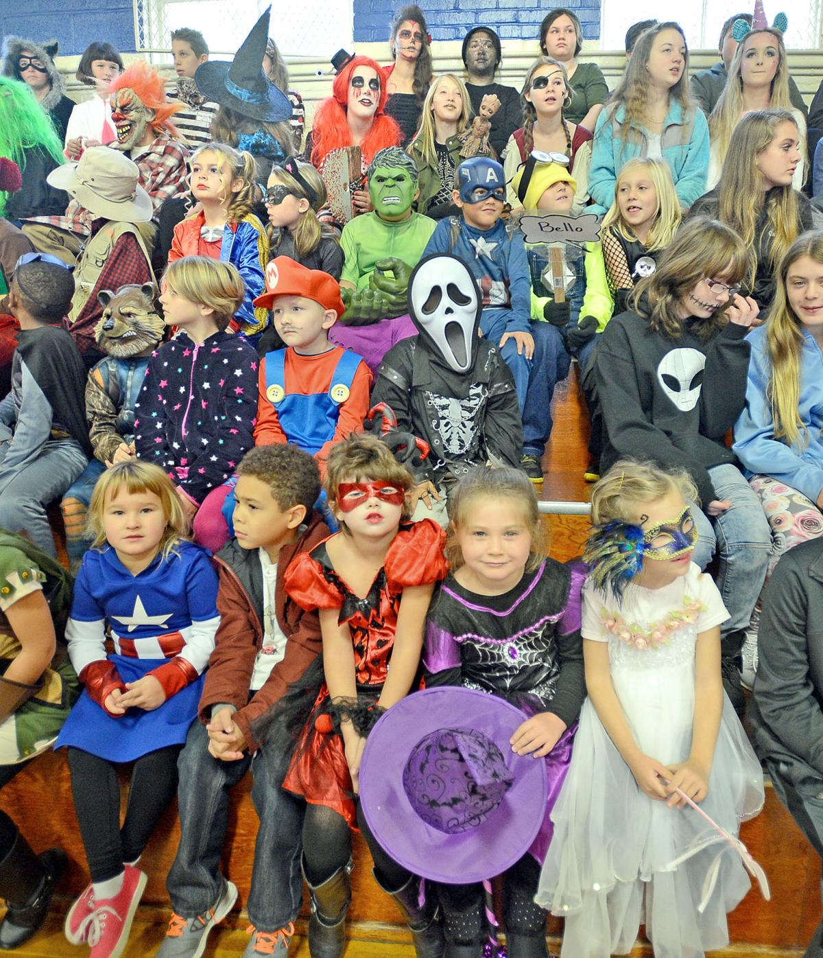 Halloween Costume Parade Gallery Thepilot Com