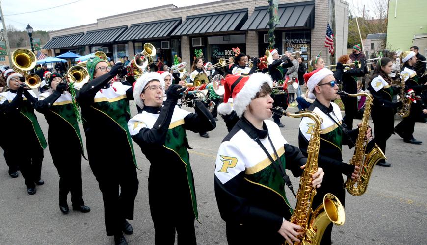 Scenes from the Aberdeen Christmas Parade Saturday morning