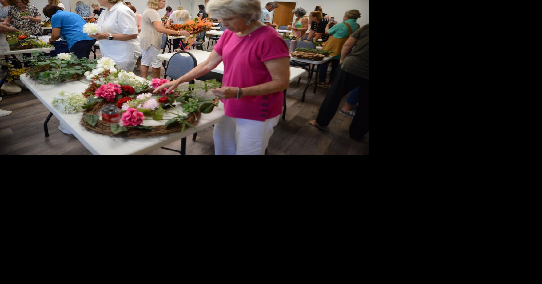 Linden Garden Club Delights in Hands-on Workshop Led by Matt Hollyfield