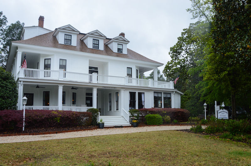 New Owners, New Look for The Magnolia Inn Business