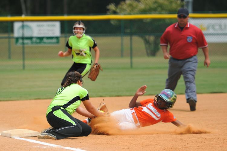 Monday round at Dixie Softball World Series Gallery