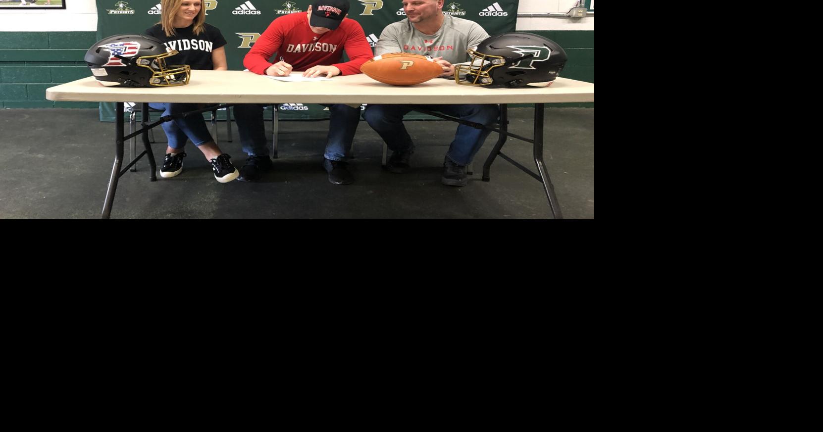 Pinecrest's Cole Signs To Kick For Davidson | Sports | thepilot.com
