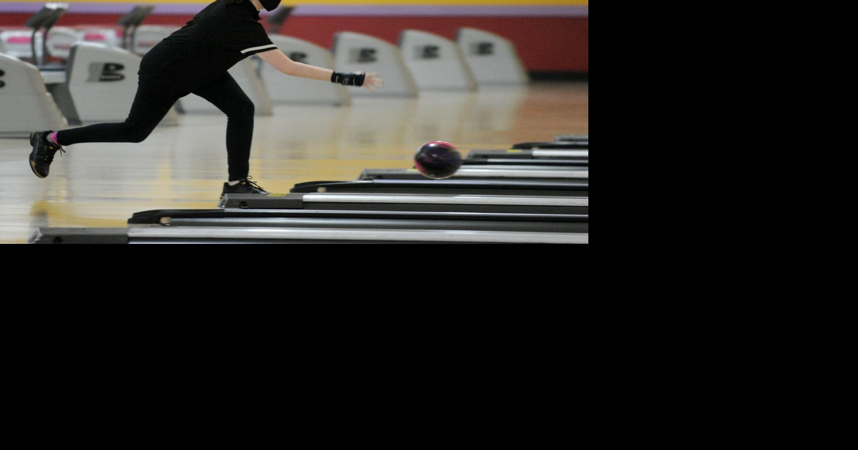 Pinecrest bowling 04.jpeg