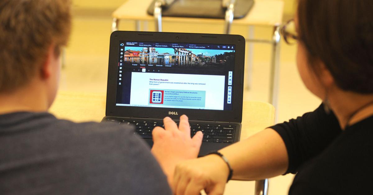 School Board Signs Off on Elementary Computer Replacement | News School Board Signs Off on Elementary Computer Replacement | News