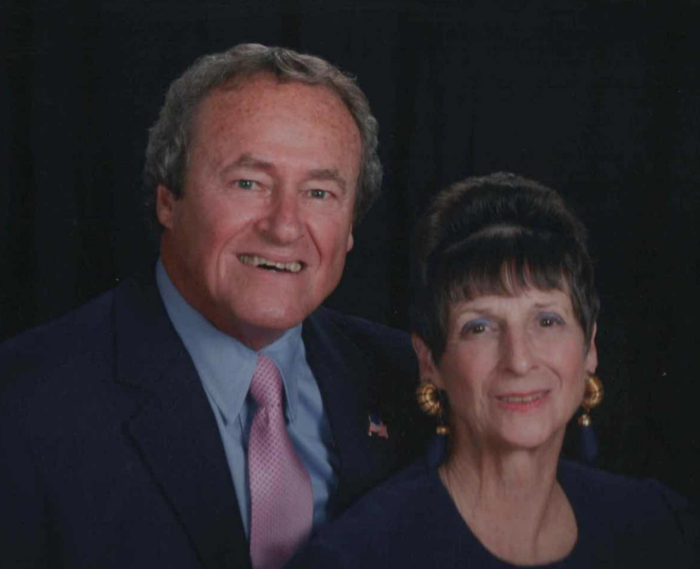 Jane W. Thomas And Robert C. Thomas | Obituaries | Thepilot.com