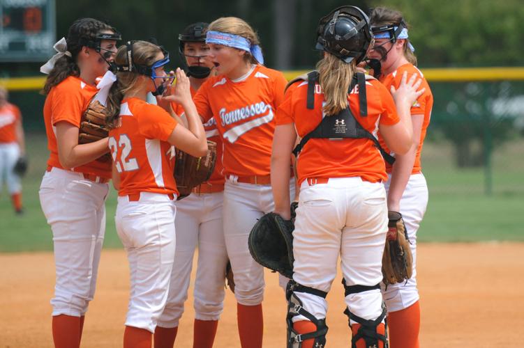 Monday round at Dixie Softball World Series Gallery